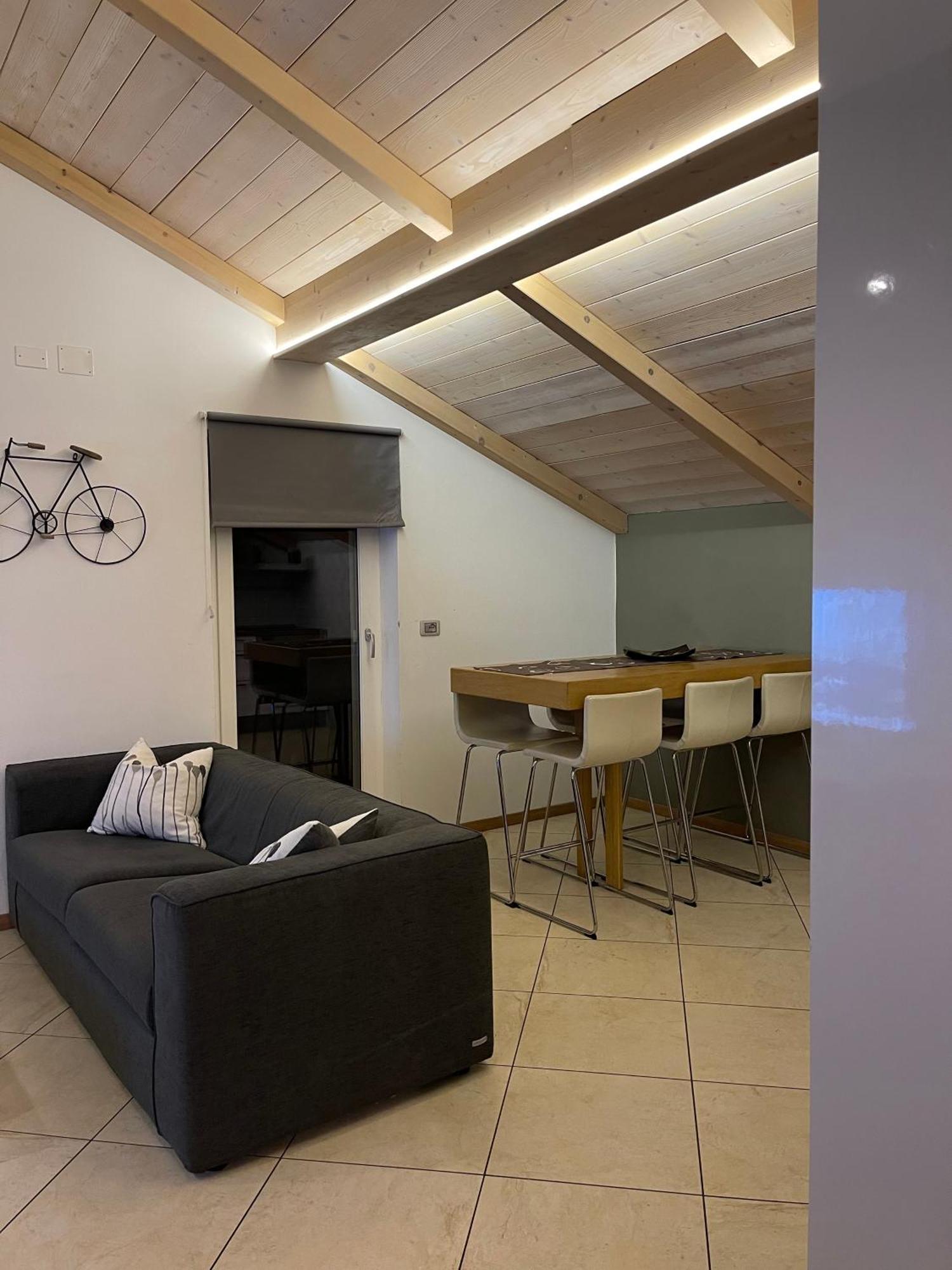 Apartamento Mansarda Ciliegio Cavalese Exterior foto